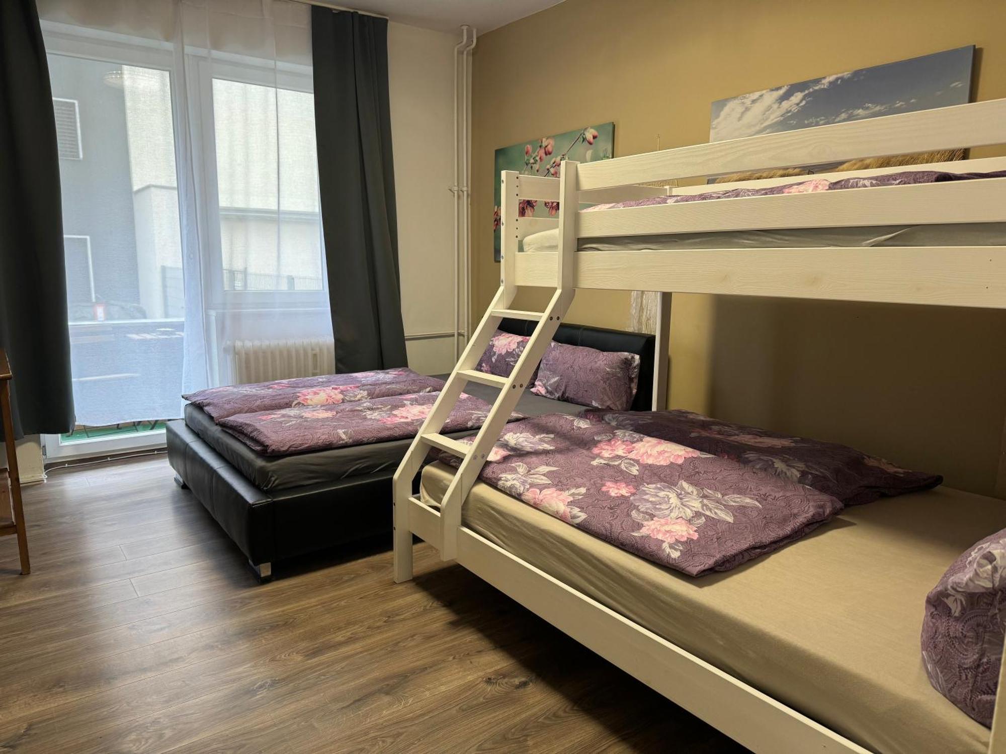 Berlin Pur - Wohnung Fuer Bis Zu 12 Personen מראה חיצוני תמונה
